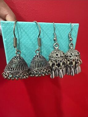 Set of 2 pairs earings